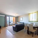 Supreme Apartment Balchik