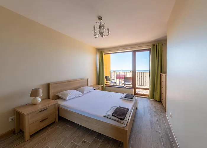Supreme Apartment Balchik